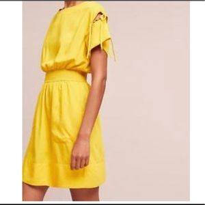 Yellow Tracy Reese dress 💛🌟